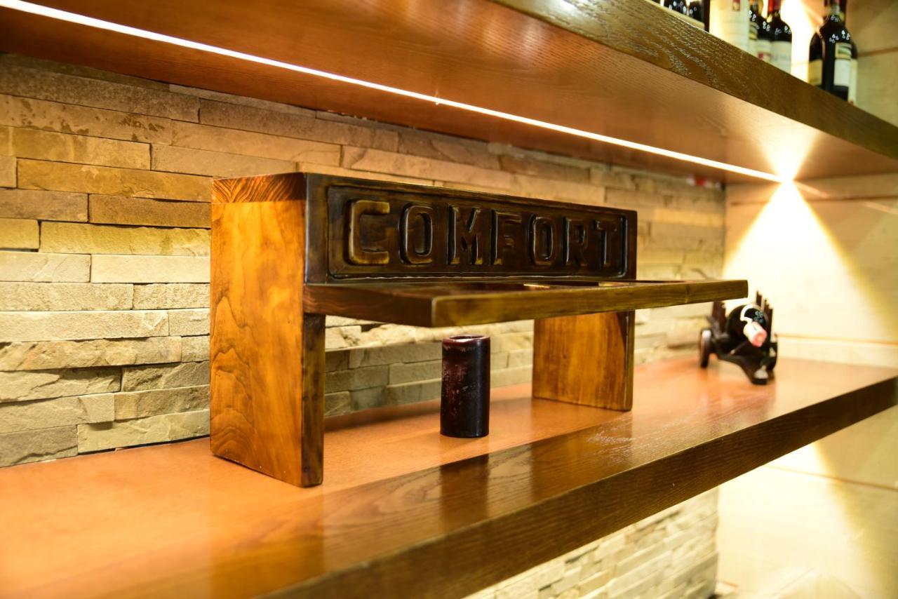 Hotel Comfort Tirana Eksteriør billede