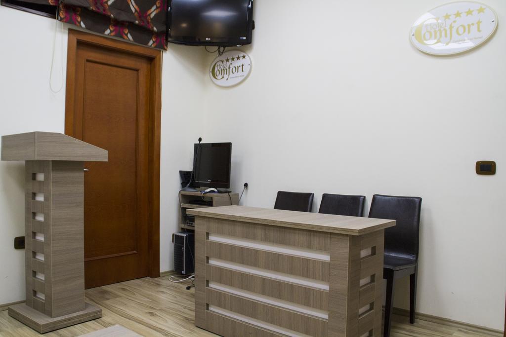 Hotel Comfort Tirana Eksteriør billede