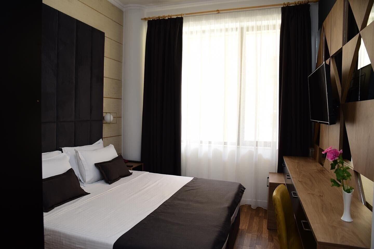 Hotel Comfort Tirana Eksteriør billede